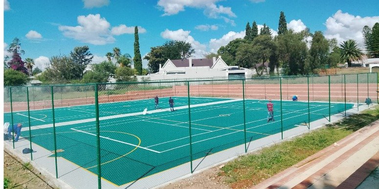 Kimberley Girls&rsquo; High School fencing installation — Northern Cape